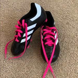 Adidas girls soccer cleats